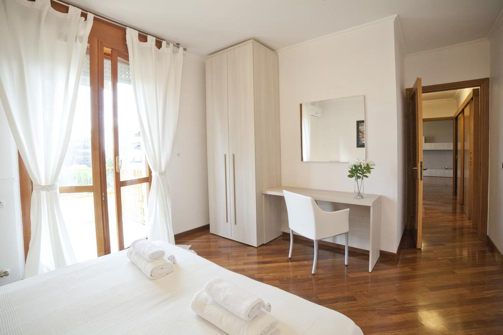Roman Holidays All'Eur Δωμάτιο φωτογραφία
